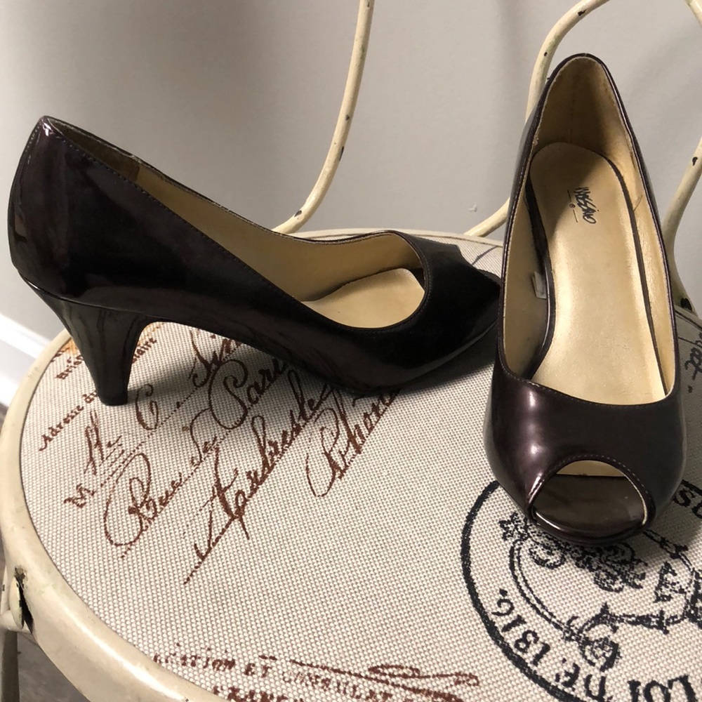 Brown peep toe heels